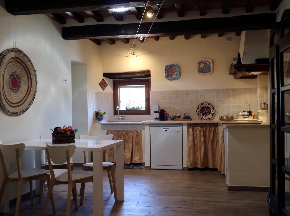 Andante Appartamenti Castelnuovo di Val di Cecina Exteriör bild