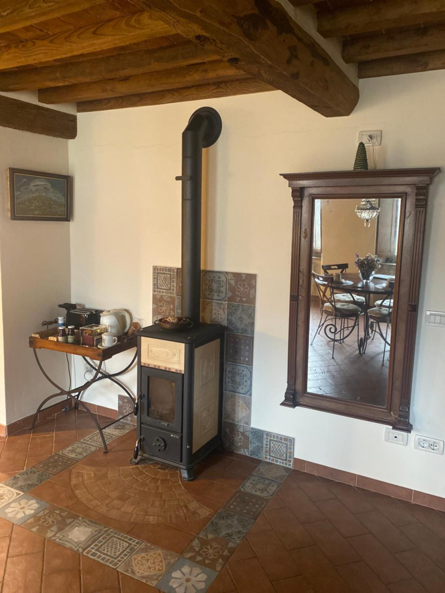 Andante Appartamenti Castelnuovo di Val di Cecina Exteriör bild