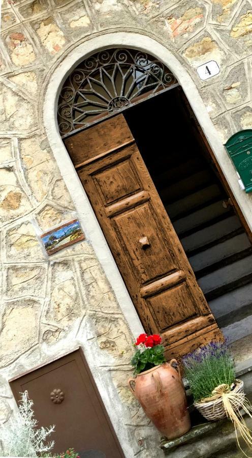 Andante Appartamenti Castelnuovo di Val di Cecina Exteriör bild