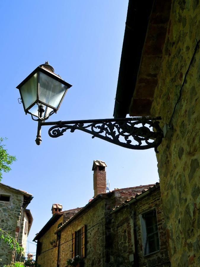 Andante Appartamenti Castelnuovo di Val di Cecina Exteriör bild